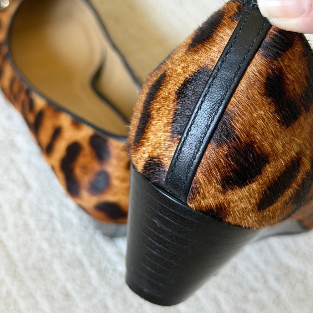 Talbots Leopard Print Pointed Toe Wedges with Gold Hardware - Picture 10 of 14